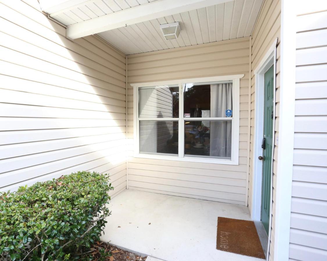Nomad Retreat King Bed Boutique Condo W Garage Gainesville Bagian luar foto